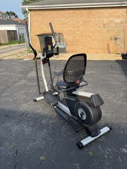 PRO FORM ELLIPTICAL IN EXCELLENT CONDITION. YOU CAN WORK OUT SEATING DOWN OR STANDING  UP. $150.00 OR BEST OFFER.