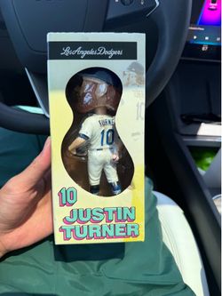 Justin turner bobblehead