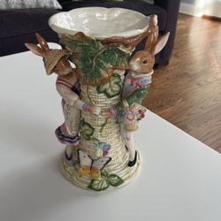 Fits And Floyd Bunny Vase 