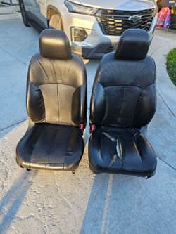 2010 Subaru Outback Seats