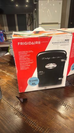Frigidaire 6 Can Mini Fridge