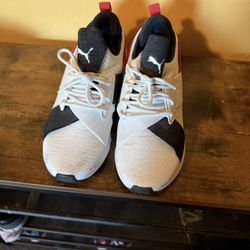 Woman’s Puma Shoes