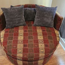 50" round swivel chair