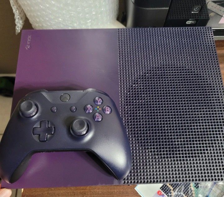Xbox One S Purple