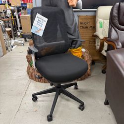 Tempur-Pedic Stratus Ergonomic Mesh/Fabric Swivel Executive Chair, Shadow