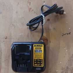 Dewalt Battery Charger 