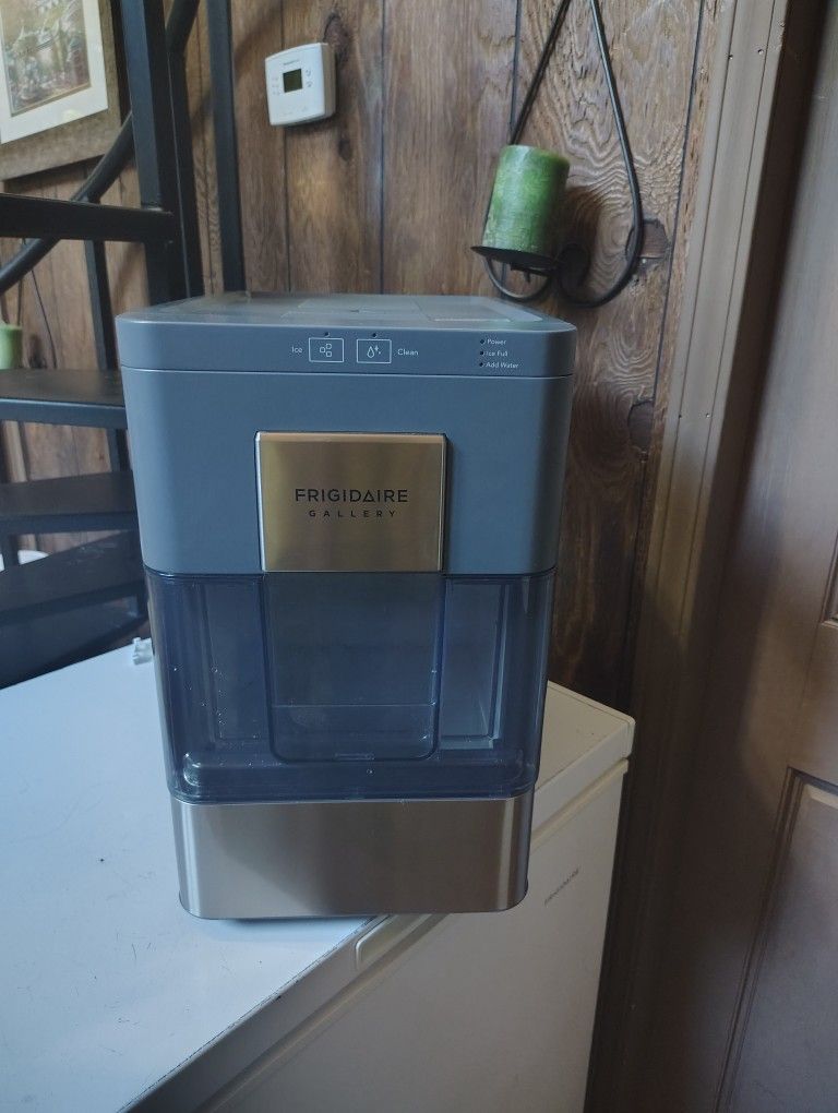 Frigidaire Gallery nugget ice maker