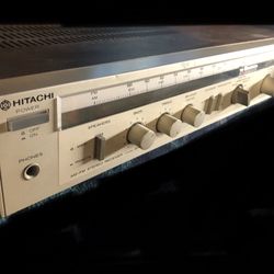 HITACHI RECEIVER AM FM SR-2000