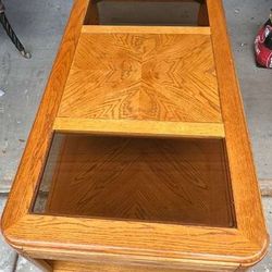 OAK Coffee Table with Glass 