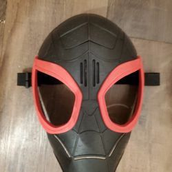 Spider-Man Into The Spider-Verse Miles Morales Hero FX Mask With Sounds.