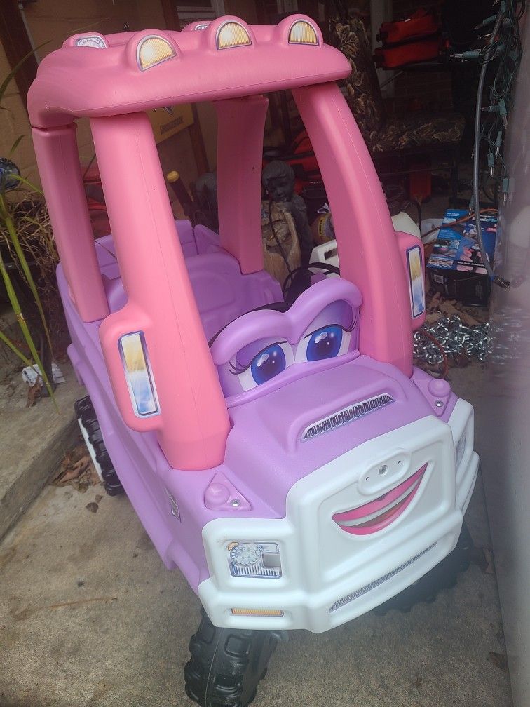 LITTLE TIKES CAR