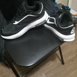 Nikes Size 10 