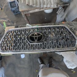 New Grille Tacoma 