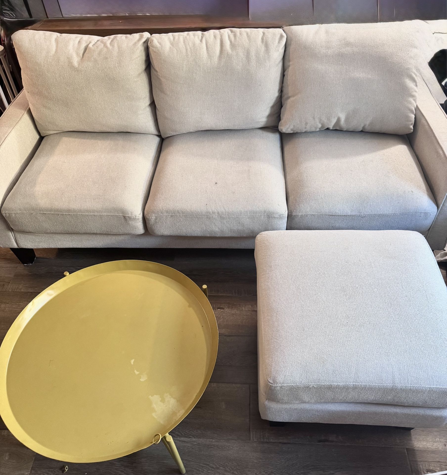 Small Beige White Couch With Storage 
