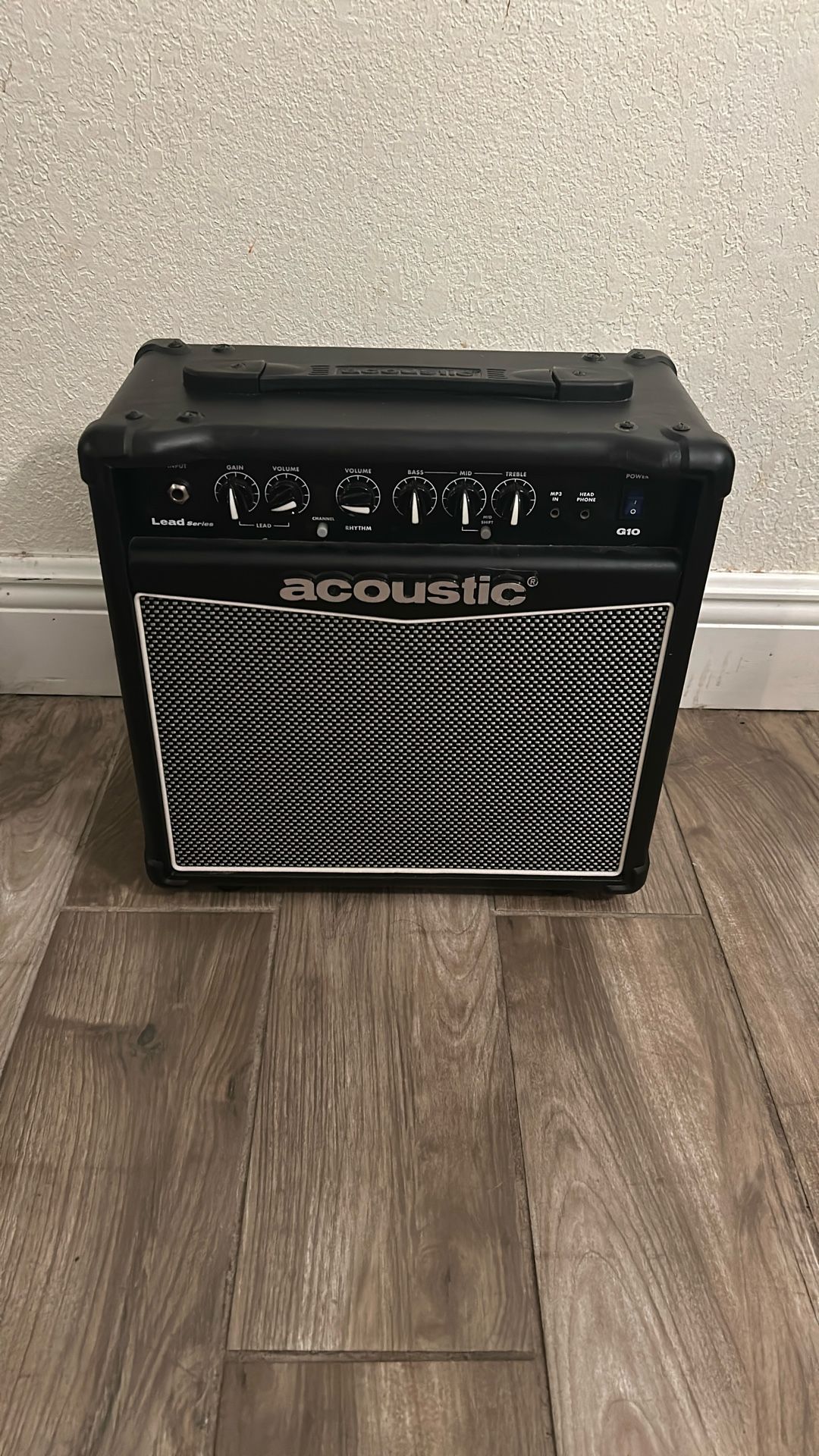 10 Watt Guitar Amp
