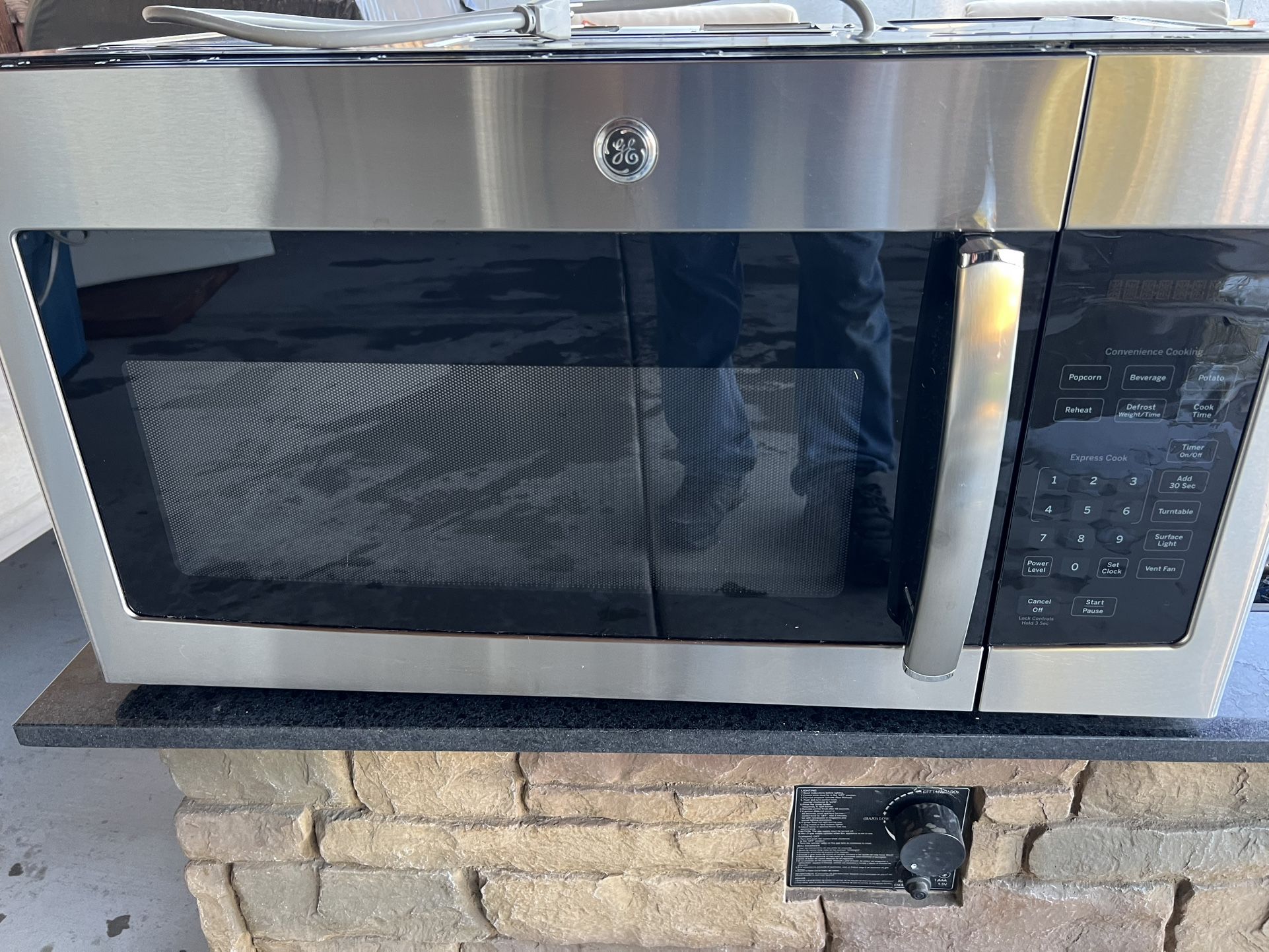 Microwave