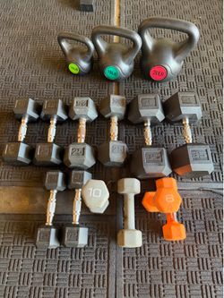 Dumbbells weights 8-35lbs plus 20,15,10 kettlebells 255lbs total