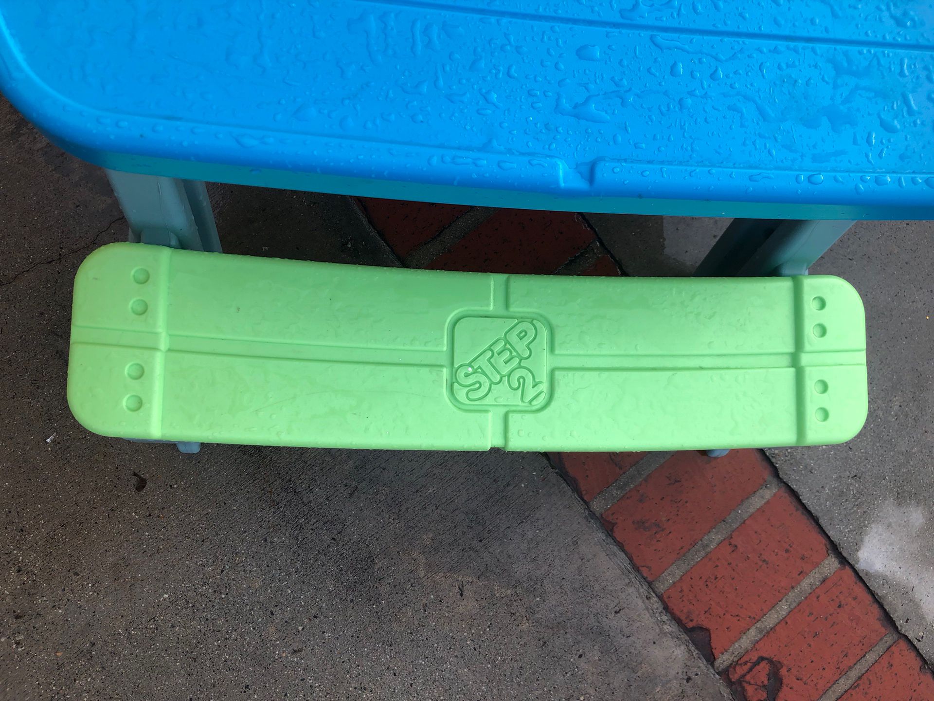 Step 2 Picnic Bench for Sale in Torrance, CA OfferUp