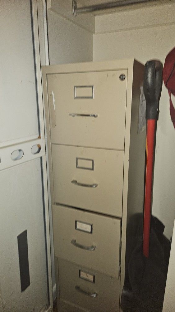 Commercial Filing Cabinet