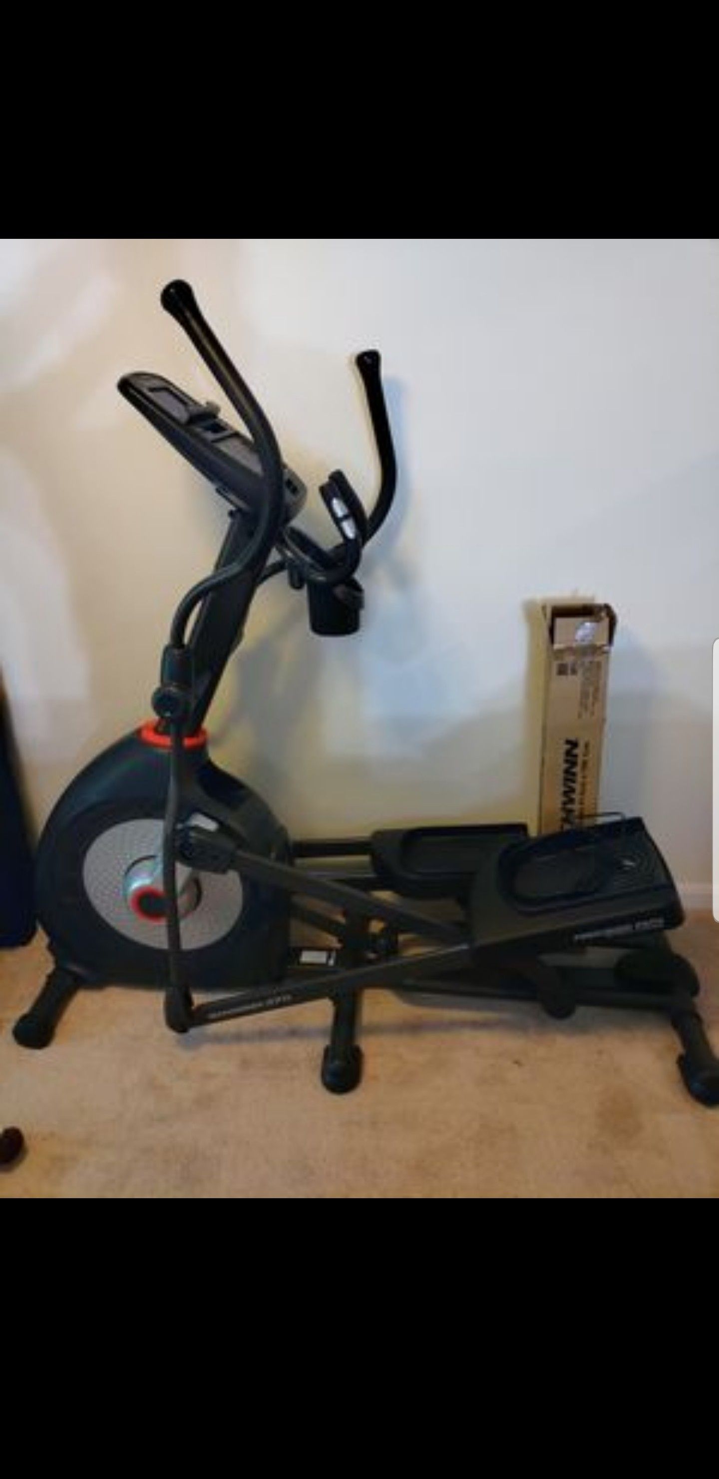 Schwinn 470 Elliptical