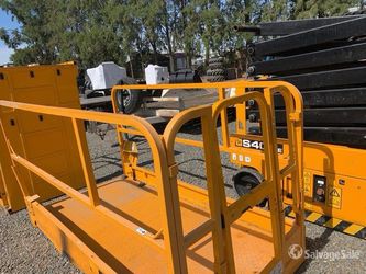 2016 JCB S4046E Scissor Lift  ** for parts
