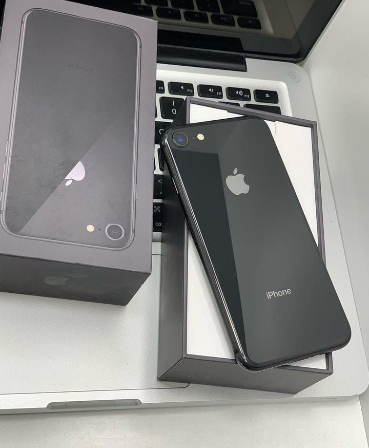 iPhone 8 64gb Unlocked