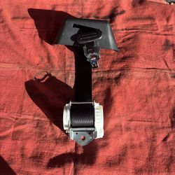 Ford F150 23-26 Center Or Rear Shoulder Belt  Assy