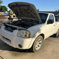 nissan frontier 2001 truck