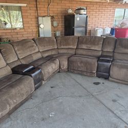 7 Pierce Sectional With Recliners 