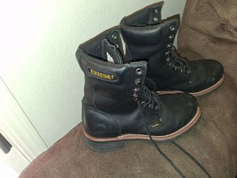 Black mens boots  8 1/2