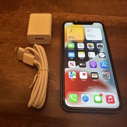 Apple Iphone 11 UNLOCKED