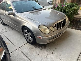 2004 Mercedes-Benz E-Class
