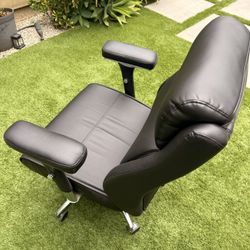 Black Leather Office Swivel Chair