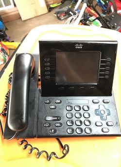 Cisco CP-8961 multi-line phone