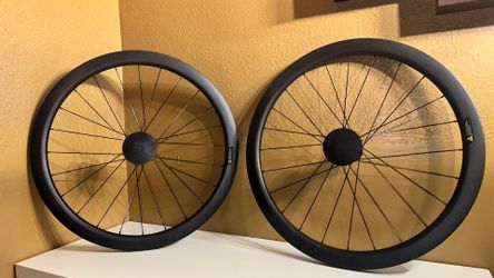 Rines de carbon para bicicleta