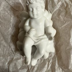 1982 Avon Porcelain Baby Jesus Nativity 