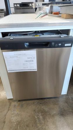 GE Dishwasher front controls energy star  GDF460PSTSS