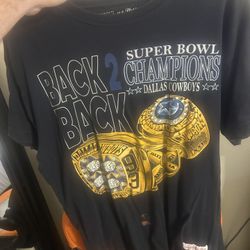 Large Dallas Cowboys Shirt