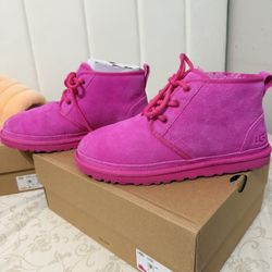 Pink Uggs 
