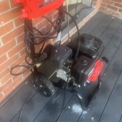 raftsman 2800 PSI Gas Pressure Washer – Excellent Condition