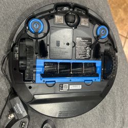 Shark ION Robot Vacuum R76 with Charging Base -Wi-Fi Compatible 