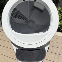Litter robot 4 (like new and deep cleaned)
