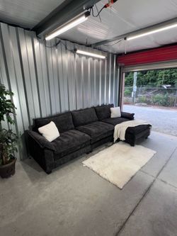 (Delivery) Black Modular Cloud Sectional Sofa / Couch with Ottoman