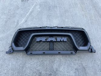 RAM 1500 Rebel 2019-2022 Grille