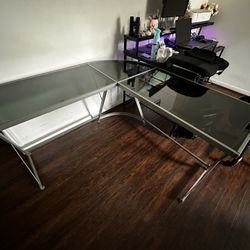 Corner Desk