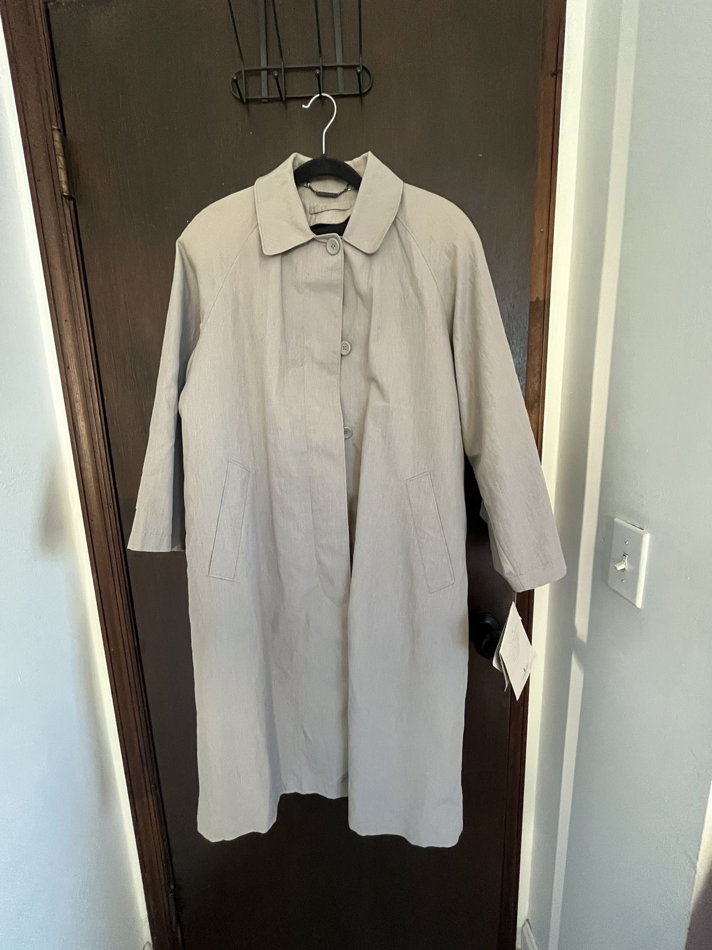 Women’s raincoat trenchcoat