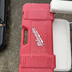 Milwaukee Corded Sawsall 
