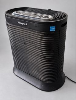 Honeywell HEPA Air Purifier – HPA201-TGT – Black