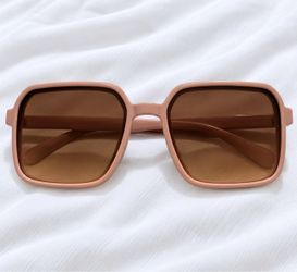 Oversized Square Frame Sunglasses