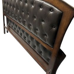 King Size Upholstered – Tufted Faux Leather, Dark Brown Wood 